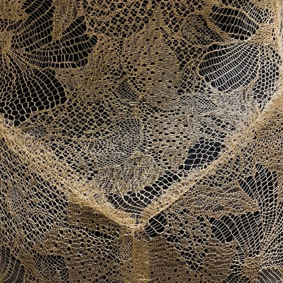 Gorgeous Vintage Tom and Linda Platt Metallic Gold Lace Gown for Saks Fifth Ave - Picture 11 of 16